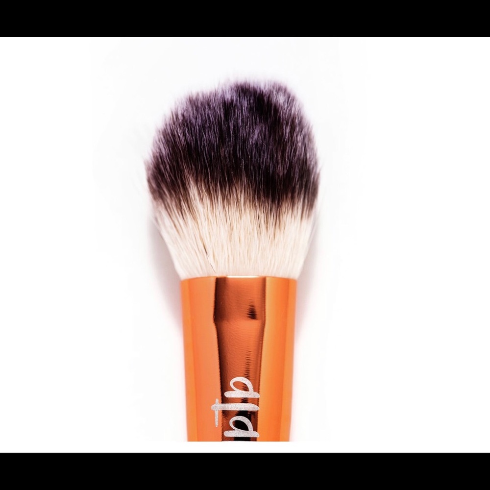 ๐ Alamar Complexion Brush Trio - Picture 4 of 5